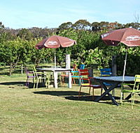 Cerise Brook Orchard  Family Golf - Accommodation Fremantle