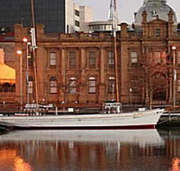 May Queen - Accommodation Fremantle