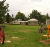 Strathnairn Homestead - Accommodation Fremantle