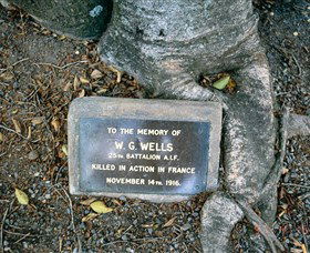 Eumundi War Memorial - Accommodation Fremantle 0