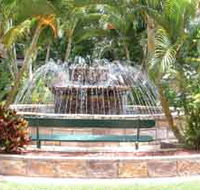 Bauer and Wiles Memorial Fountain - Accommodation Fremantle