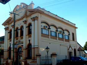 Former Royal Bank Of Queensland - Accommodation Fremantle 0