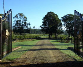 Moorebank Private Vineyard - Accommodation Fremantle 3