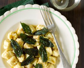 A Tavola! Cooking School At Pizzini Wines - Accommodation Fremantle 4