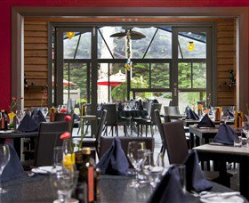 Oakdene Vineyards Restaurant And Cellar Door - Accommodation Fremantle 2
