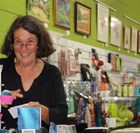 Artists on Parade Art Gallery - Accommodation Fremantle