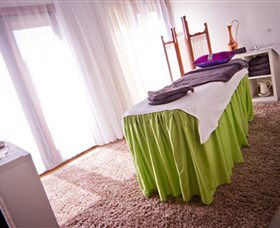 Paci Spa - Accommodation Fremantle 1