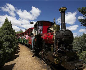 Cockington Green Gardens - Accommodation Fremantle 3