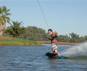 Gum Bend Lake - Accommodation Fremantle 8