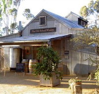 The Old School Winery and Pottery - Accommodation Fremantle