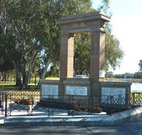 Memorial Park and Garden - Accommodation Fremantle