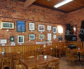 Breretons Bakery And Coffee Lounge - Accommodation Fremantle 1