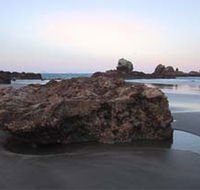 Smalleys Beach - Accommodation Fremantle