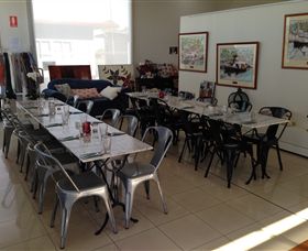 Blue Artz Gallery & Cafe - Accommodation Fremantle 2
