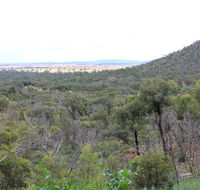 Ben Hall's Cave walking track - Accommodation Fremantle