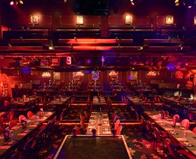 Dracula's Cabaret Restaurant - Accommodation Fremantle 2