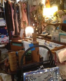Mountain Blue Vintage Linen - Accommodation Fremantle 6