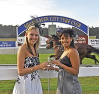 Shoalhaven City Turf Club - Accommodation Fremantle