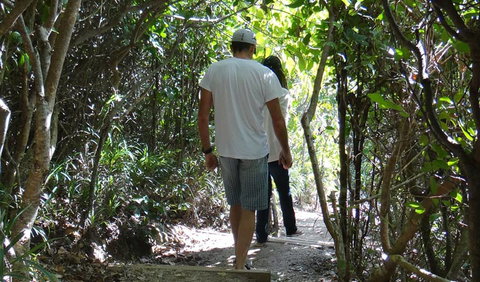 Three Sisters Walking Track - Accommodation Fremantle 0