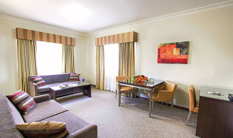 Governor Macquarie Motor Inn - Accommodation Fremantle 7