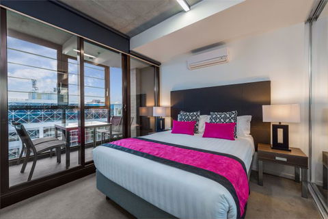 Mantra St Kilda Road - Accommodation Fremantle 18