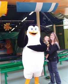 At Theme Park Central Holiday House - Accommodation Fremantle 1