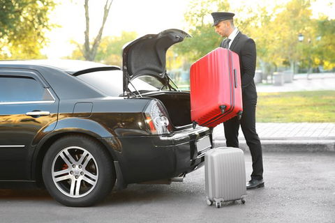 Round Trip Transfer In Private Vehicle From-to Airport In Adelaide Downtown - Accommodation Fremantle 7