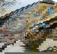 Small Group Adelaide Hills and Hahndorf Hideaway Tour from Adelaide - Accommodation Fremantle