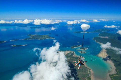 Airlie Beach Tandem Skydive - Accommodation Fremantle 4