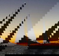 Magnetic Island Sunset Sail - Accommodation Fremantle