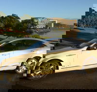 Limo from Proserpine airport to Airlie Beach