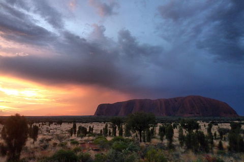 Uluru Small Group Tour Including Sunset - Accommodation Fremantle 7