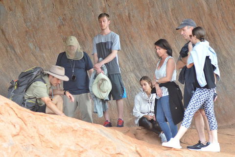 Uluru Small Group Tour Including Sunset - Accommodation Fremantle 8