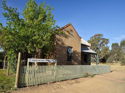 River Captains Cottage - Accommodation Fremantle 0