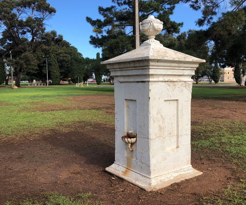 Bews Fountain, Kadina - Accommodation Fremantle 0