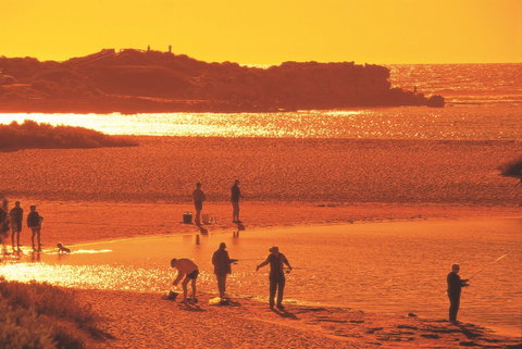 Chinaman's Beach - Accommodation Fremantle 1