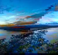 Hanging Rock - Accommodation Fremantle