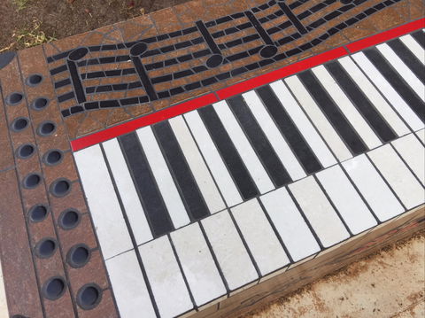 Piano Park Bench, Moonta - Accommodation Fremantle 2