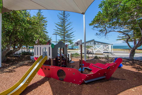 Scarborough Beach Park - Accommodation Fremantle 2