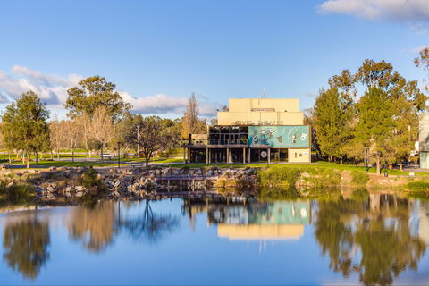 Wagga Wagga Civic Theatre - Accommodation Fremantle 1