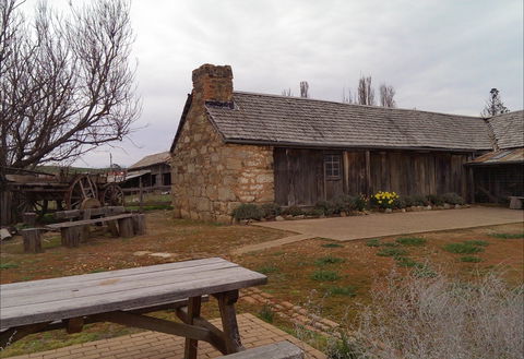 Early Settlers Hut - Accommodation Fremantle 0