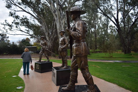 VC Memorial Park - Honouring Our Heroes - Accommodation Fremantle 1
