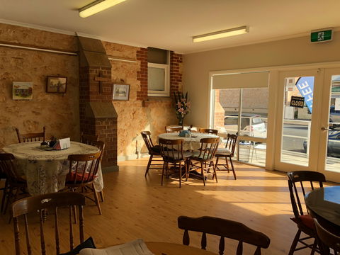 Anglican Community Cafe, Limestone Art Gallery & Cornish Garden - Accommodation Fremantle 2
