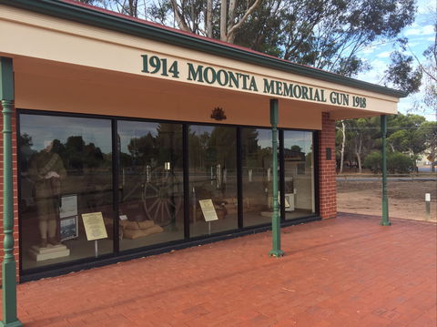 Moonta Memorial Gun 1914-1918 - Accommodation Fremantle 0