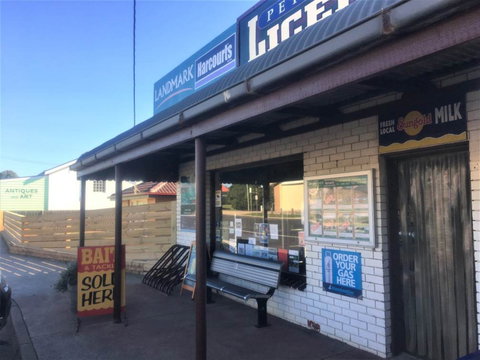 Peterborough Licensed Grocers - Accommodation Fremantle 0