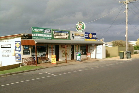 Peterborough Licensed Grocers - Accommodation Fremantle 2