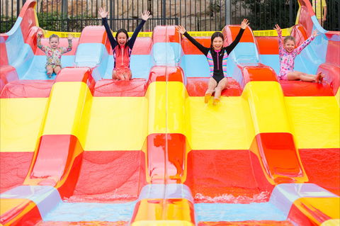 Raging Waters Sydney - Accommodation Fremantle 1
