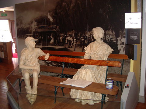 Golden City Paddle Steamer And Museum - Accommodation Fremantle 2