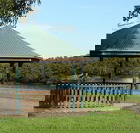Scotts Point Way to Riverside Park trail - Accommodation Fremantle