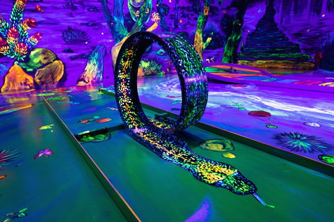 Glowing Rooms 3D Mini Golf - Accommodation Fremantle 2